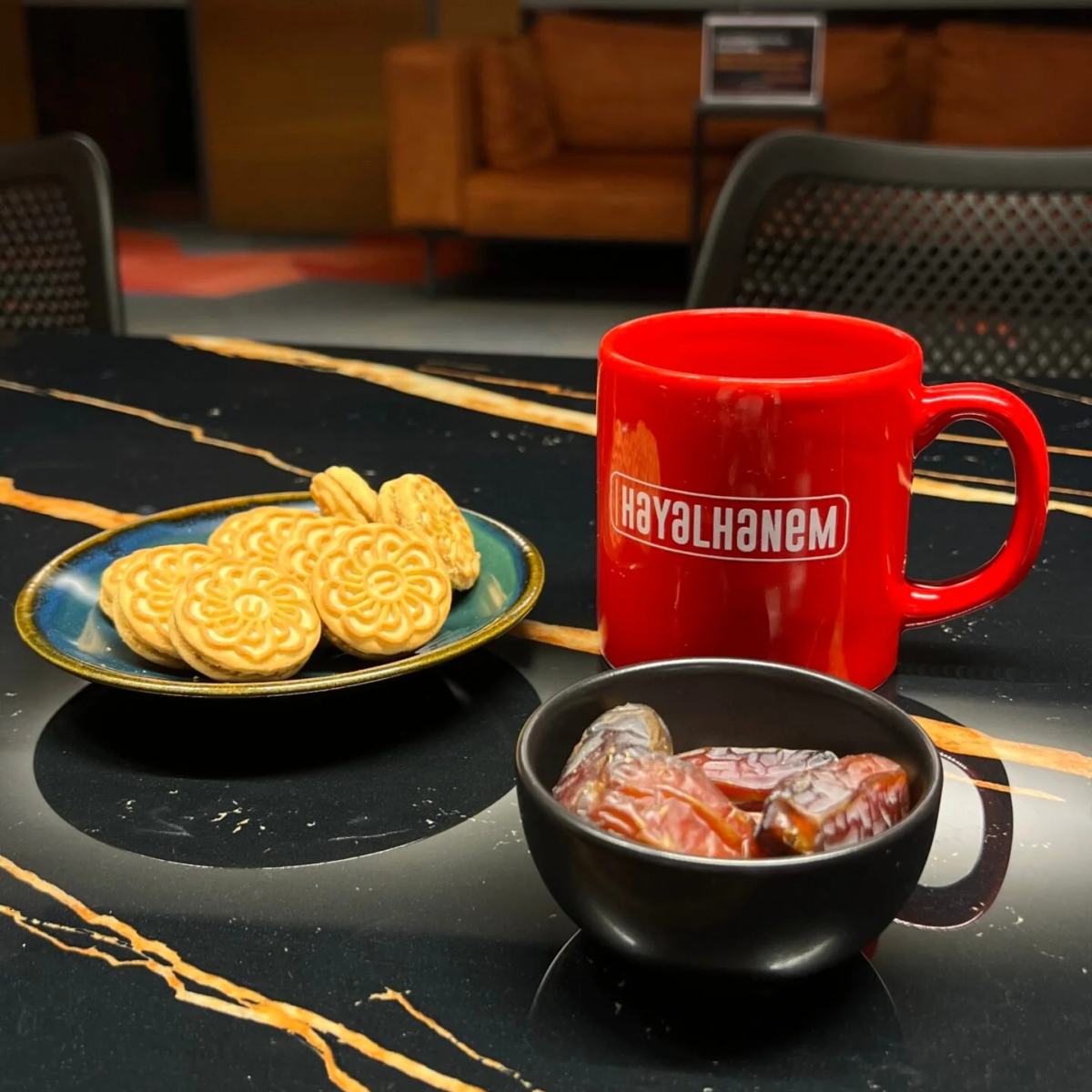 Hayalhanem Baskılı Kırmızı Kupa - Görsel 1