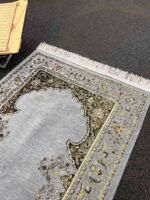 Şönil Kumaş Mihrap Seccade - Gri